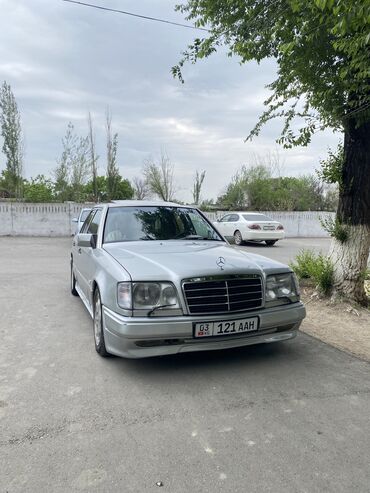 Транспорт: Mercedes-Benz W124: 1994 г., 3.2 л, Автомат, Газ, Седан