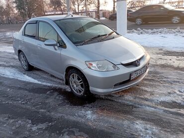 Honda: Honda Fit Aria: 2002 г., 1.5 л, Вариатор, Бензин, Седан