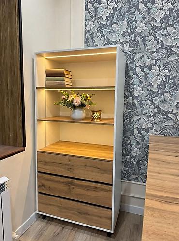 Книжные полки: Стеллаж-комод с LED‑подсветкой - Функциональная комбинация: открытые — 1