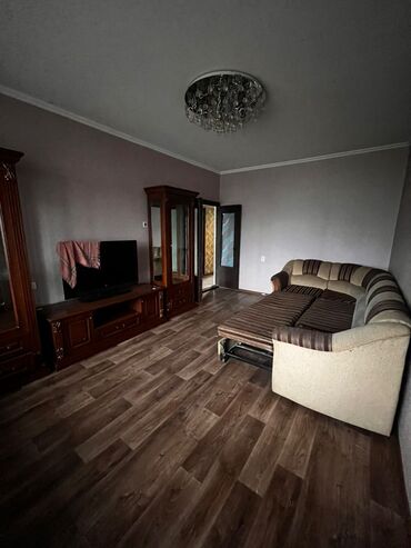 срочная продажа авто бишкек: 3 комнаты, 90 м², 105 серия, 6 этаж, Косметический ремонт