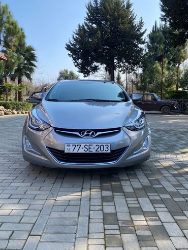 hyundai i30 satilir: Hyundai Elantra: 1.8 l | 2015 il Sedan