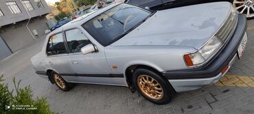 задний мос москвич: Mazda 929: 1989 г., 2.2 л, Механика, Бензин, Седан