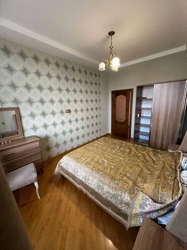 Uzunmüddətli kirayə mənzillər: 7-ci Mikrorayonda 16 mərtəbəli binanın 5-ci mərtəbəsində 3 otaqlı -da lalafo.az — 3 Uzunmüddətli kirayə mənzillər: 7-ci Mikrorayonda 16 mərtəbəli binanın 5-ci mərtəbəsində 3 otaqlı — 3