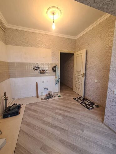 Köhnə tikili: Bakı, 3 otaqlı, Köhnə tikili, m. Xalqlar Dostluğu, 82 kv. m — 9