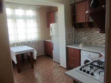 Günlük kirayə mənzillər: 3 otaqlı — 9