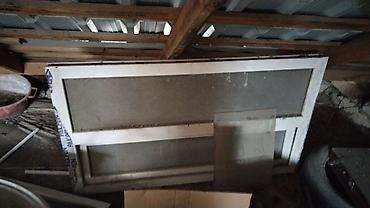 qapi cercivesi: Metall karkaslı qapı paneli və şüşə hissələr - Material: möhkəm metal — 1