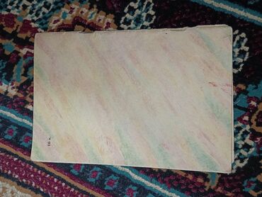 Детские книги: "Вольт" 250 сом, "Собаки и щенки" 50 сом, "Лесные сказки" 200 сом — 13