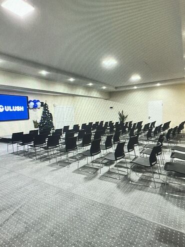 Другие стулья: 📍 Сдаётся конференц-зал | 100 м² Уютный и современный конференц-зал в