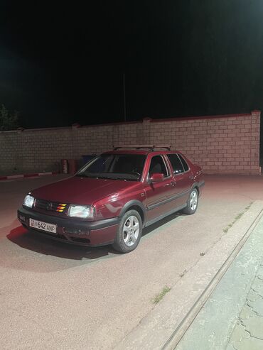 штампы ваз: Volkswagen Vento: 1993 г., 1.8 л, Механика, Бензин, Седан