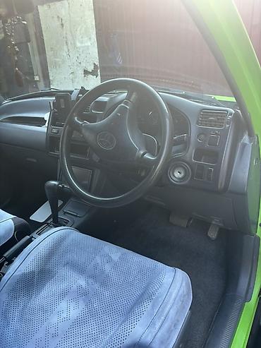 Toyota: Toyota RAV4: 1995 г., 2 л, Автомат, Бензин, Кроссовер — 11