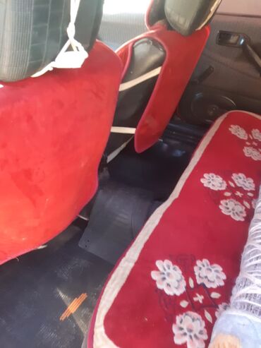 Volkswagen: Volkswagen Passat: 1991 г., 1.8 л, Механика, Универсал — 10