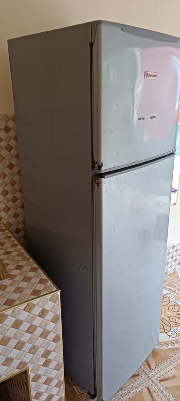 pylesos bez provoda: Б/у Холодильник Двухкамерный, цвет - Серый