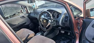 Honda: Honda Fit: 2005 г., 1.3 л, Вариатор, Бензин, Хэтчбэк — 11