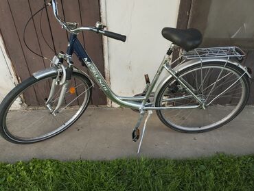 Bicikli: Prodajem odličan gradski bicikl 28 MCkenzie sa 7 brzina i menjačem