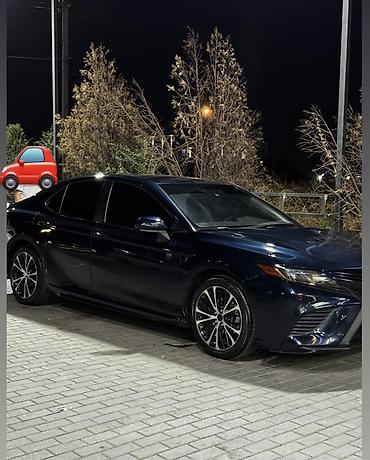 camry 2020: Сдаю Toyota Camry, Почасово, Без водителя, | Без депозита, Залог, От 18 лет — 2