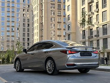 Lexus: Lexus ES: 2019 г., 2.5 л, Вариатор, Гибрид, Седан — 3