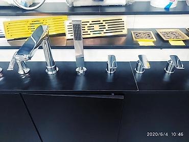 Другая сантехника: Смеситель встроенное для ванны от 10000сом до 15000сом наш адрес АЮ — 8