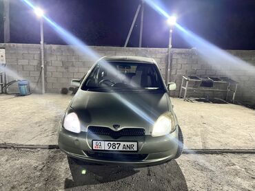 вета машина: Toyota Vitz: 2001 г., 0.1 л, Автоматические, Бензин, Хэтчбэк