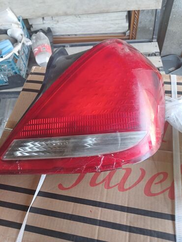 Faralar: LED, Nissan