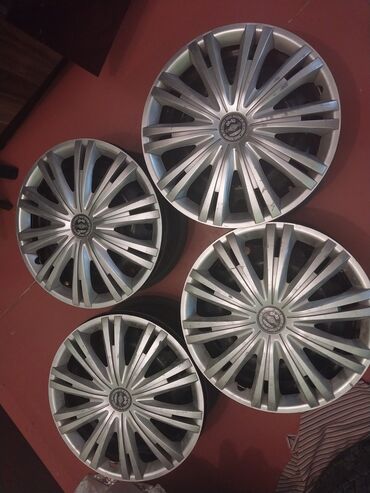 Disklər: Satılır: 4 ədəd yüngül lehimli disk (rims) - Model: Rays Volk Racing
