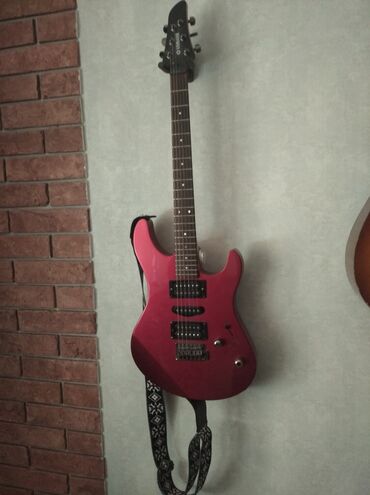 продаю аккардеон: Продаю электро гитару красную Yamaha RGX121Z Red Metallic Electric