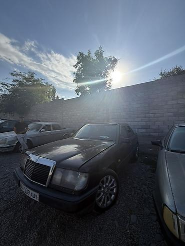 обвесы на мерс 210: Mercedes-Benz W124: 1989 г., Седан — 1