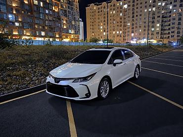 8: Toyota Corolla: 2020 г., 1.8 л, Вариатор, Гибрид, Седан — 1