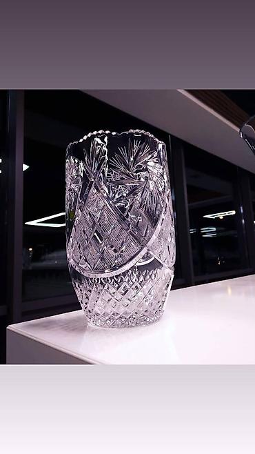 Vazalar: Bir vaza, Xrustal — 7