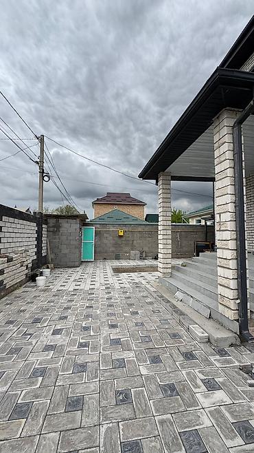 Продажа коттеджей и домов: 5 и более комнат, 280 м², 4 соток, Бишкек, Рухий Мурас ж/м Агентство недвижимости — 29
