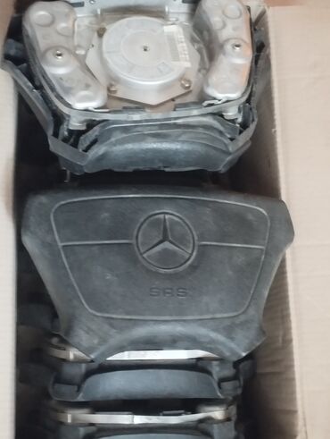 w210 salon: Mercedes-Benz W202 W210, 2000 il, Almaniya, İşlənmiş
