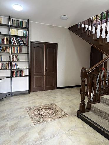 240 м², 6 комнат, Ак-Орго ж/м, Семейным at lalafo.kg 240 м², 6 комнат, Ак-Орго ж/м, Семейным