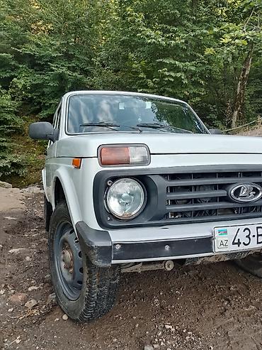 tap az 015: VAZ (LADA) 4x4 Niva: 1.7 l | 2011 il 148000 km Ofrouder/SUV — 1
