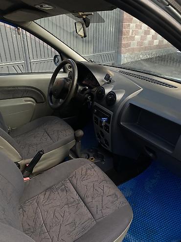 машына чанган: Renault Logan: 2006 г., 1.6 л, Кол менен иштөөчү, Бензин, Седан — 5