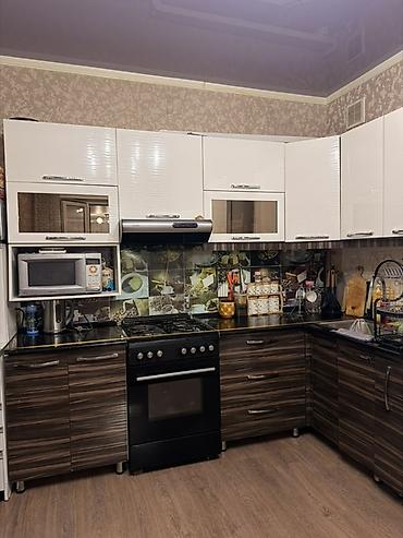 Эмерек: Кухонный гарнитур угловой с техникой и рабочей зоной. ВСЕ В — 1