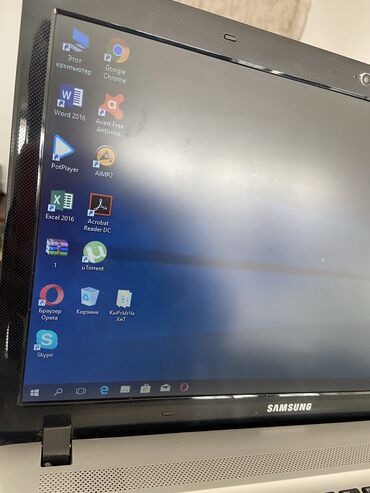 samsung i3 300e: Ноутбук, Samsung, 4 ГБ ОЗУ, Intel Core i3, 15 ", Б/у, Для работы, учебы, память HDD
