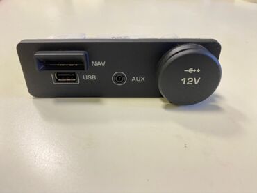 Другие детали салона: Aux usb port Land Rover Discovery Sport L550 (б/у) at lalafo.kg Другие детали салона: Aux usb port Land Rover Discovery Sport L550 (б/у)