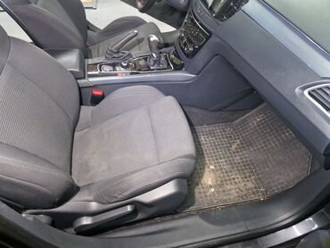 Rezervisite svoj termin nazovite na Dubinsko pranje automobila je