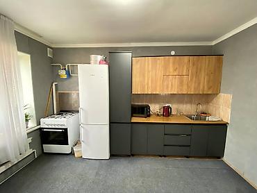 Үйлөрдү сатуу: 4 бөлмө, 140 м², 6 соток, Бишкек, Ак-Ордо 1 ж/м Кыймылсыз мүлк агенттиги — 6