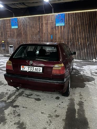 Volkswagen: Volkswagen Golf: 1992 г., 1.8 л, Механика, Бензин, Хэтчбэк — 4