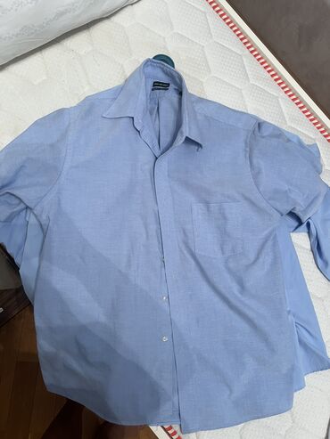 Köynəklər: Bezileri yenidir. 2si cemi 1 defe geyinilib. Hamisi 42 olchu. Hamsi — 6