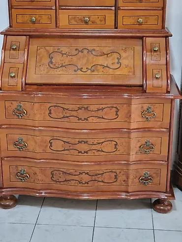 Stilski radni stolovi: Stilski sekreter / pisaci sto Sekreter u dobrom stanju Sirina 82 cm — 12