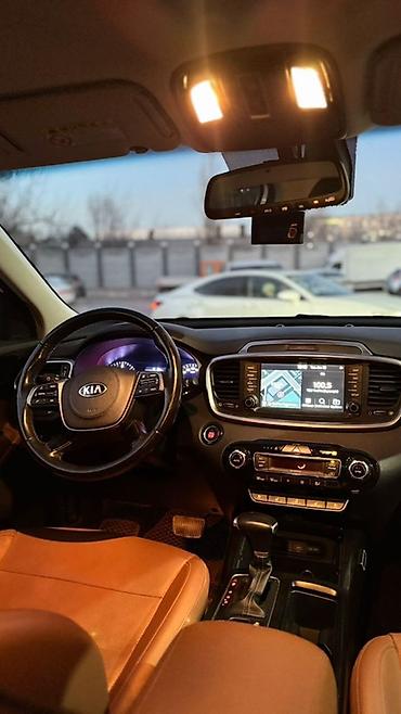 Kia: Kia Sorento: 2018 г., 2 л, Дизель, Кроссовер — 10
