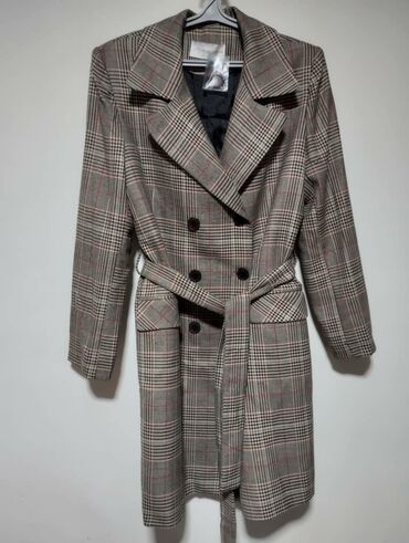 женский пальто: Пальто