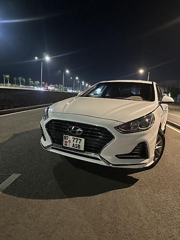 камри 75 2022: Hyundai Sonata: 2018 г., 2 л, Автомат, Газ — 4
