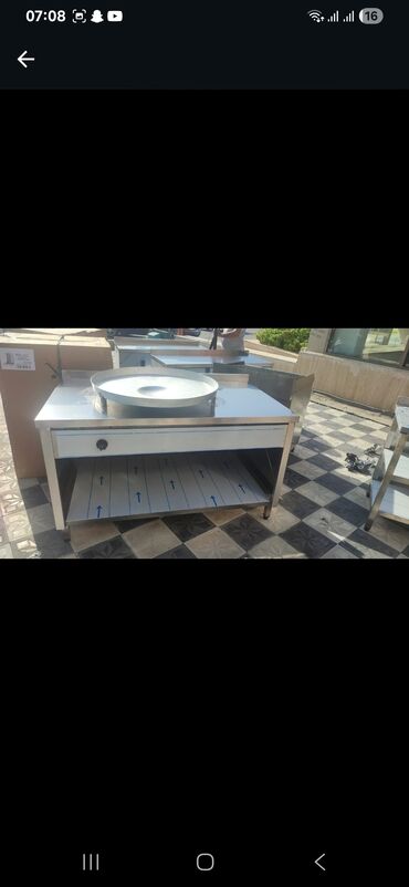 Soyuducu vitrinləri: Məhsul: Peçenye–şirniyyat üçün soyuduculu vitrinlər Təsvir: - — 11