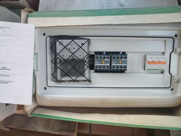 бешик электронный: Электрический щит, Пластиковые