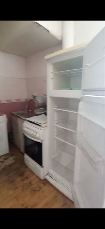 Qarajlar: Uzun muddetli kiraya ev 600 azn