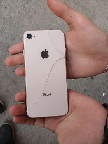 apple telefonlar: IPhone 8, 64 GB, Qızılı