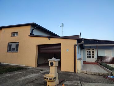 Kuće za dugoročni najam: 321 kv. m, 6 soba — 1