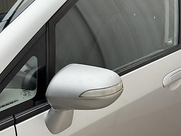 Honda Jazz: 2006 г., 1.4 л, Вариатор, Бензин, Хетчбек lalafo.kg да — 7 Honda Jazz: 2006 г., 1.4 л, Вариатор, Бензин, Хетчбек — 7